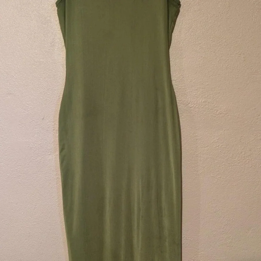 See You Monday Olive Green Sleeveless Bodycon Midi Dress Casual‎